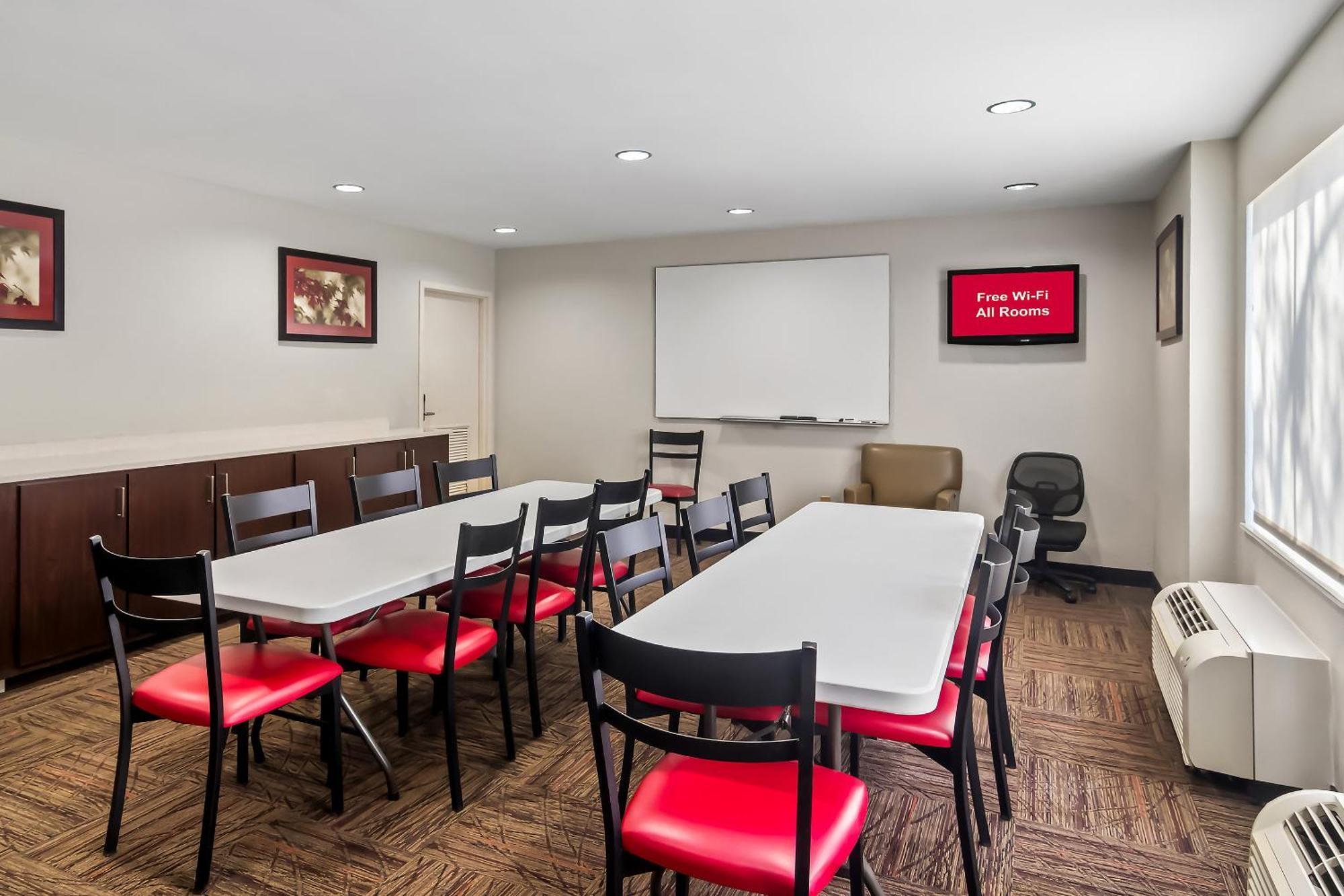 Red Roof Inn Plus+ Jacksonville - Southpoint Экстерьер фото